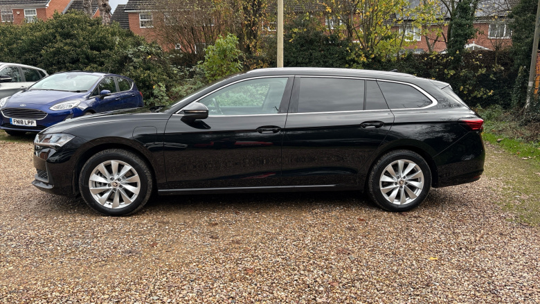 Skoda Superb 1.5 TSI iV SE Technology DSG 5dr Estate